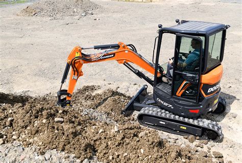 DOOSAN DX27Z